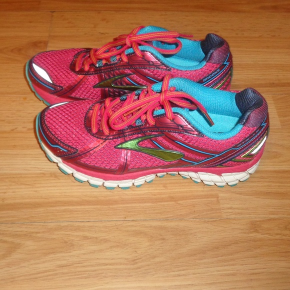 brooks gts 15 donna prezzo basso
